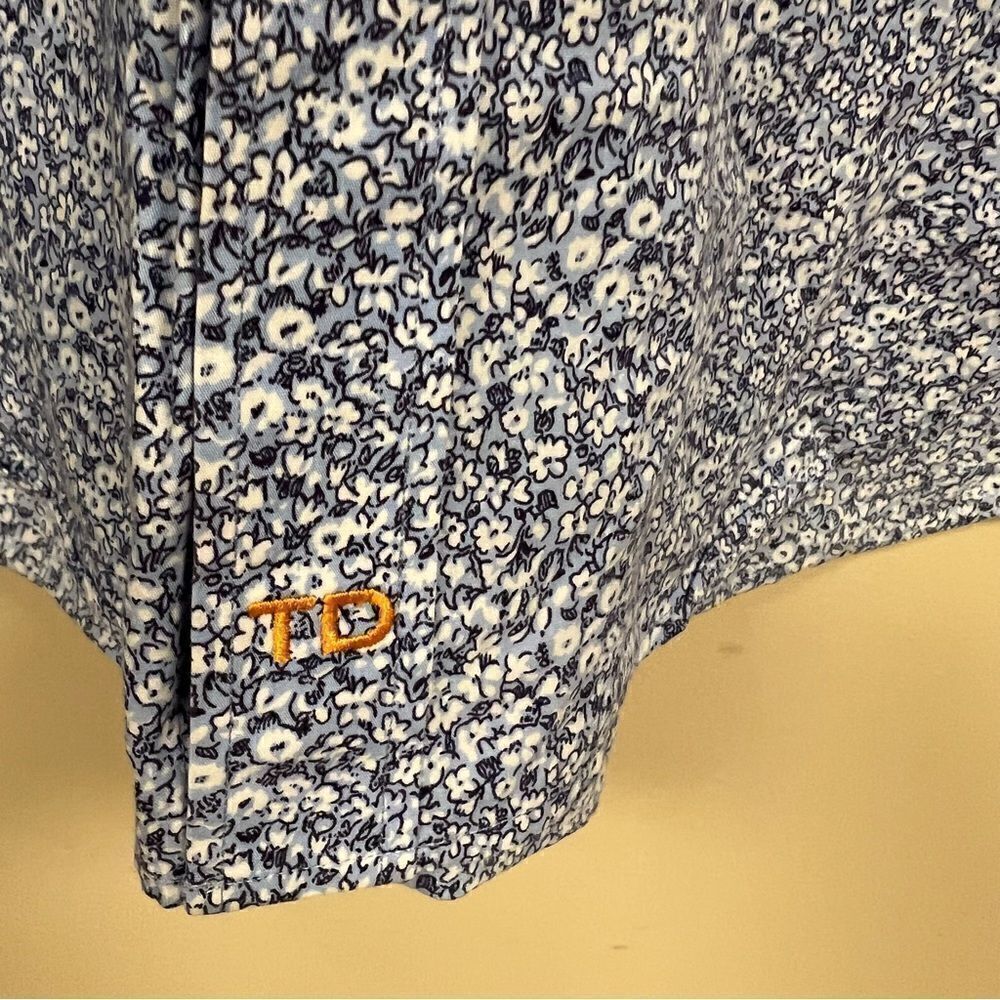 Thomas Dean Flowered Button Down With Contrast Sz… - image 4
